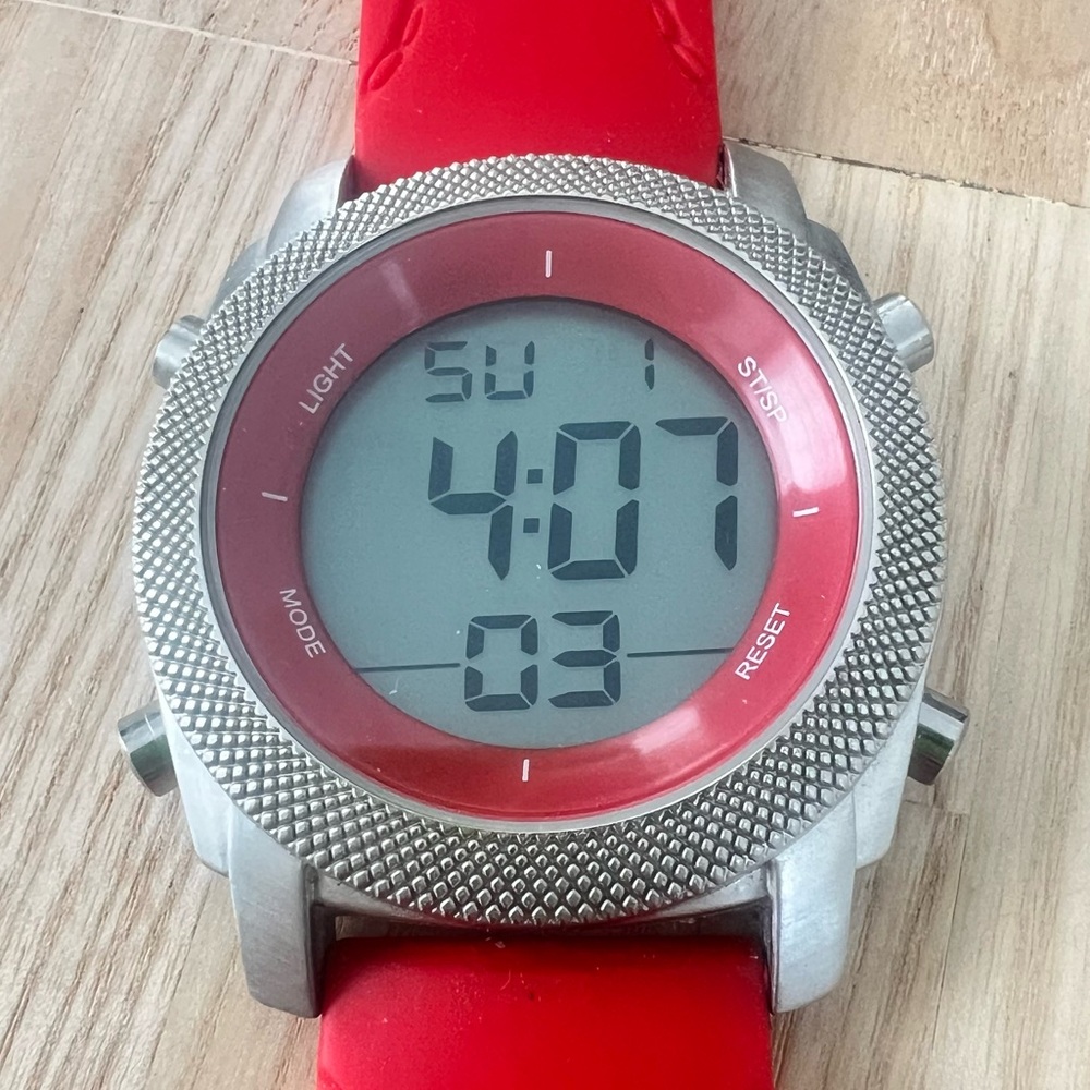 Unbranded digital silver tone red watch NEW BATTERY